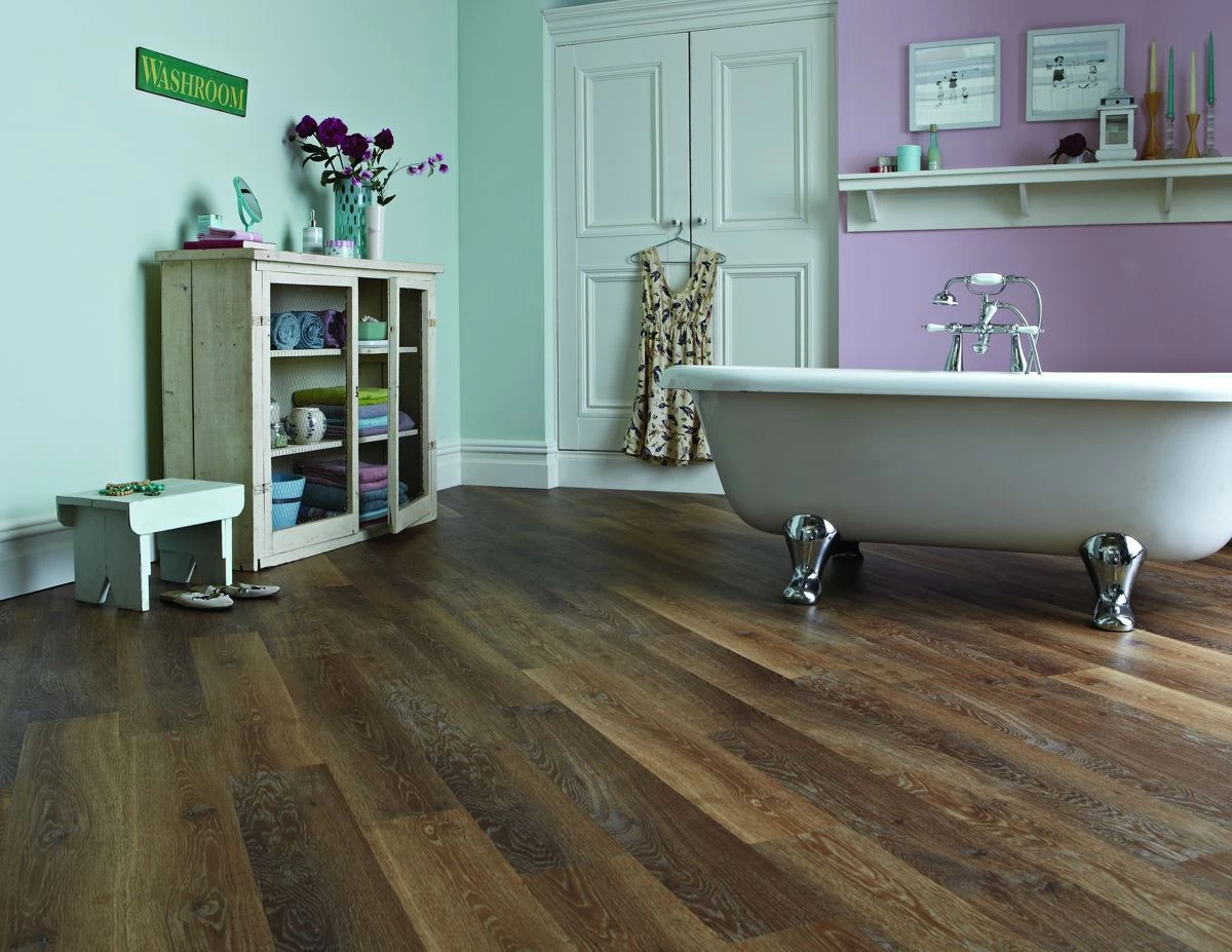 Karndean Knight Tile Mid Limed Oak 3 Karndean Knight Tile Mid Limed Oak