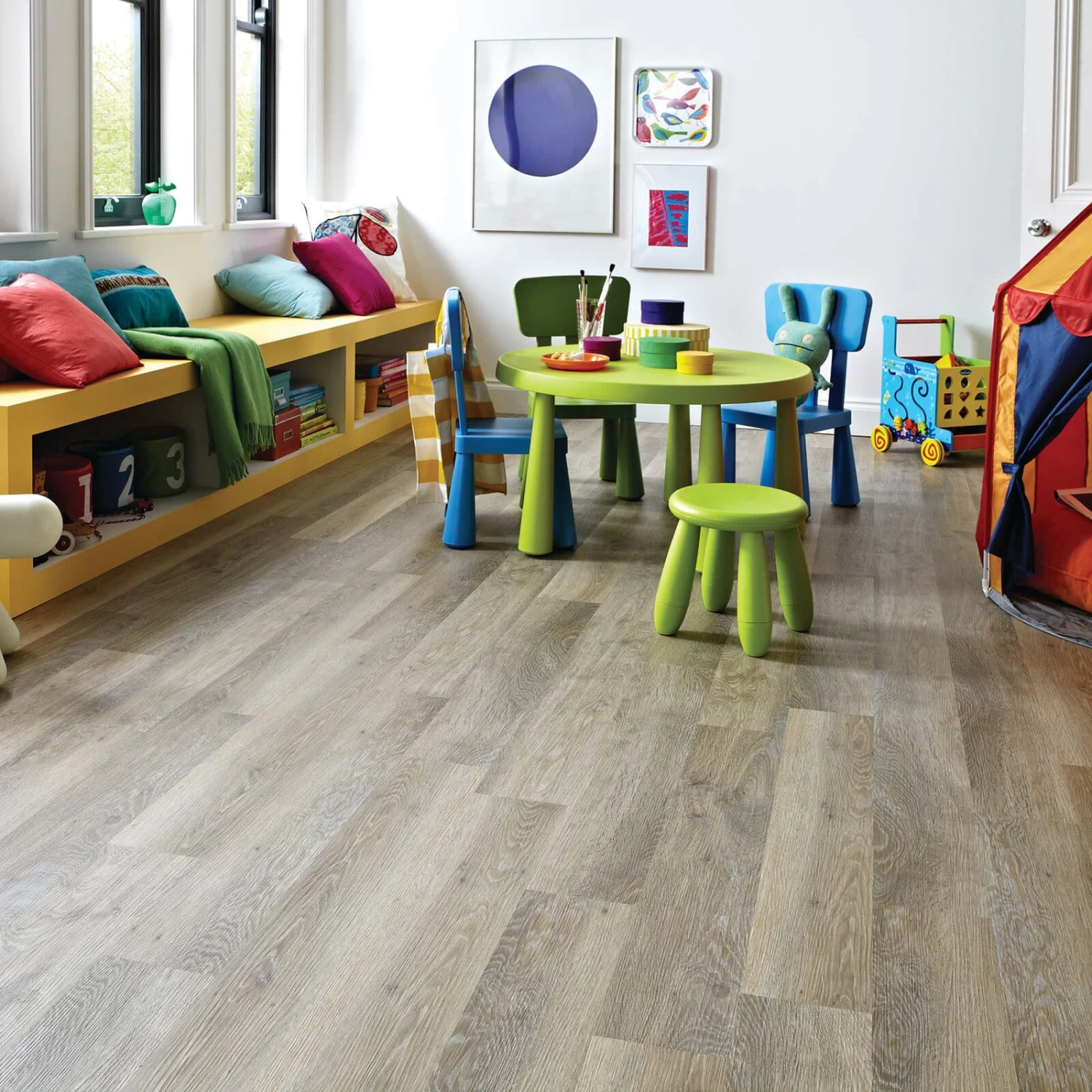 Karndean Knight Tile Lime Washed Oak 3 Karndean Knight Tile Lime Washed Oak