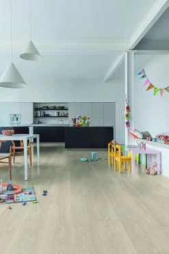 Quickstep Majestic Valley Oak Light Beige