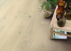 Quickstep Palazzo Frozen Oak