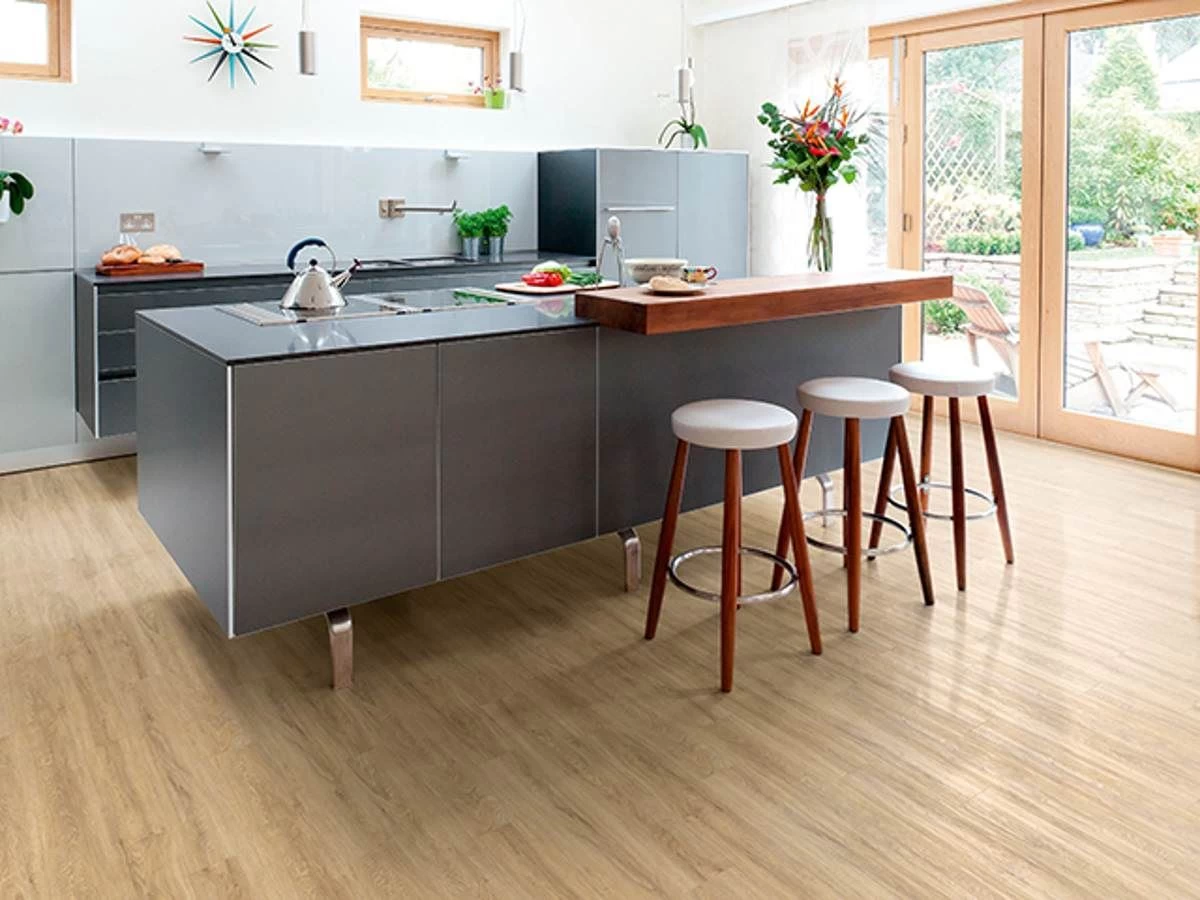 Polyflor Camaro Sienna Oak 3 Polyflor Camaro Sienna Oak