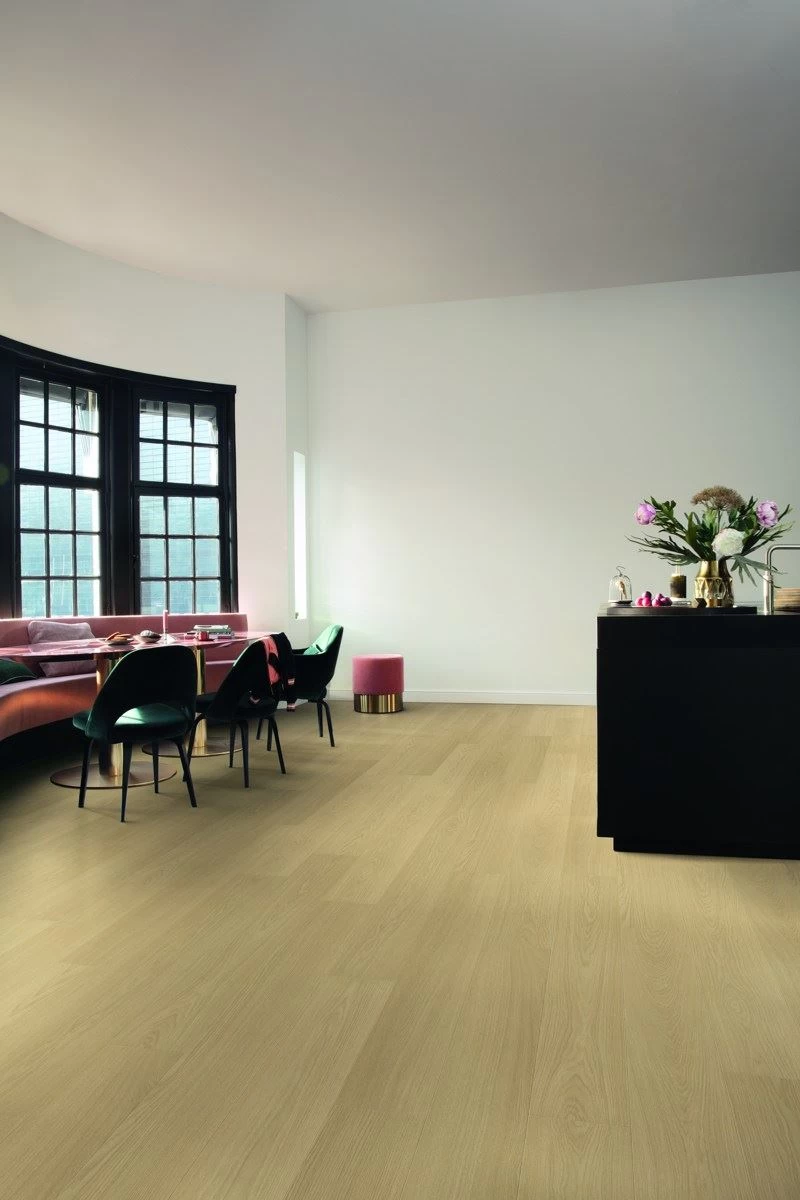 Quickstep Capture Beige Varnished Oak